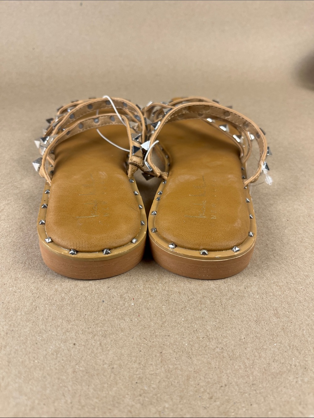 NWOT Nicole Miller Studded Tan Strappy Slide Sandals Women size 7.5 - Picture 4 of 7
